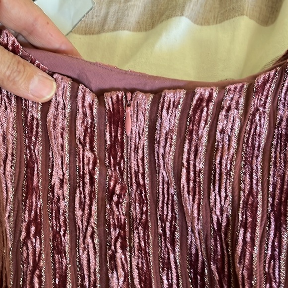 JessaKae Eiffel Velvet
Ruffle Midi Dress Dark Mauve Size M Bloggers Fav, Elegant - Picture 8 of 13